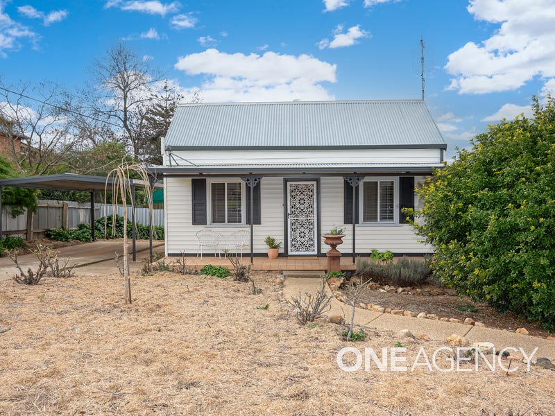 81 BRUCE STREET, Coolamon, NSW 2701 Property Details