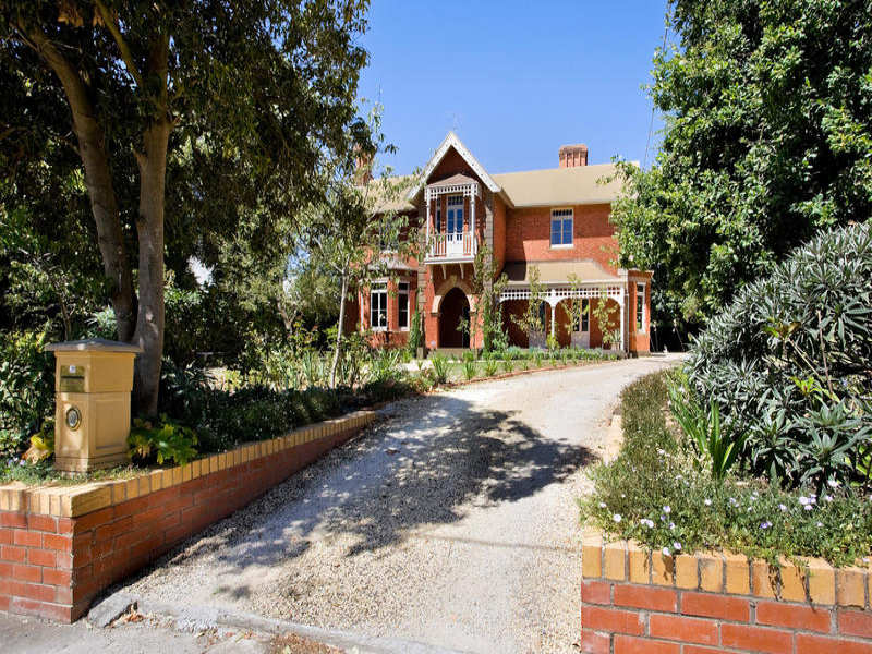 26 Gray Street, Hamilton, Vic 3300 Property Details