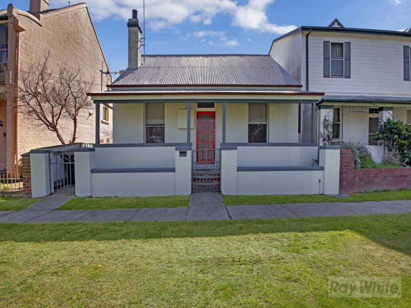 224 Cowper Street, Goulburn, NSW 2580 Property Details