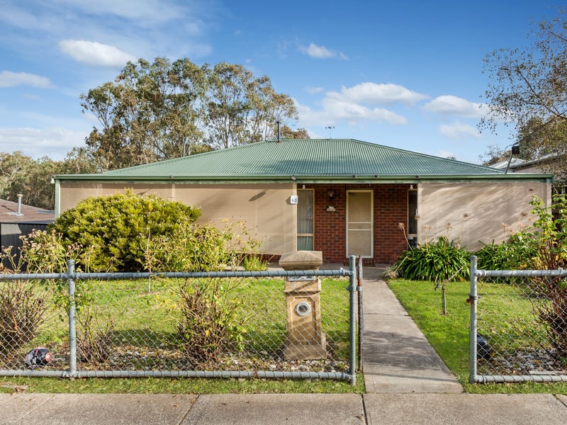 Houses for Sale in Broadford, VIC 3658