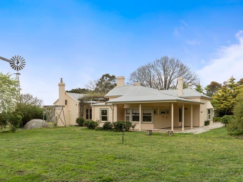 202 Mount Blackwood Road, Myrniong, Vic 3341 Property Details