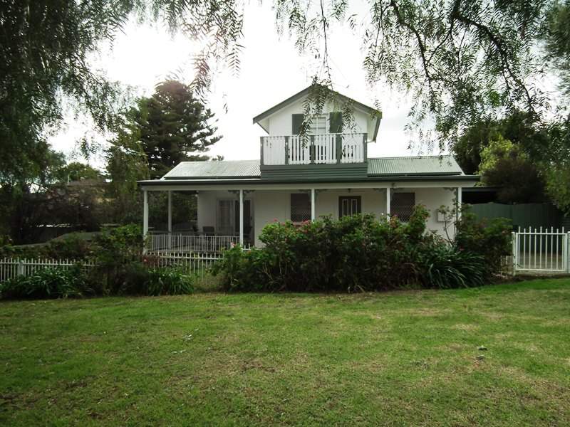 7 Lake Street, Nagambie, Vic 3608 Property Details