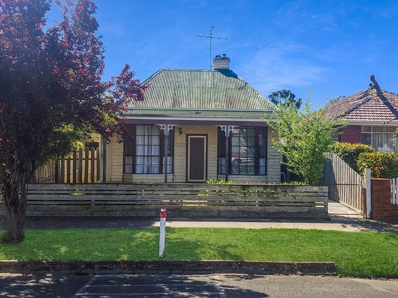 18 Francis Street, Bairnsdale, VIC 3875
