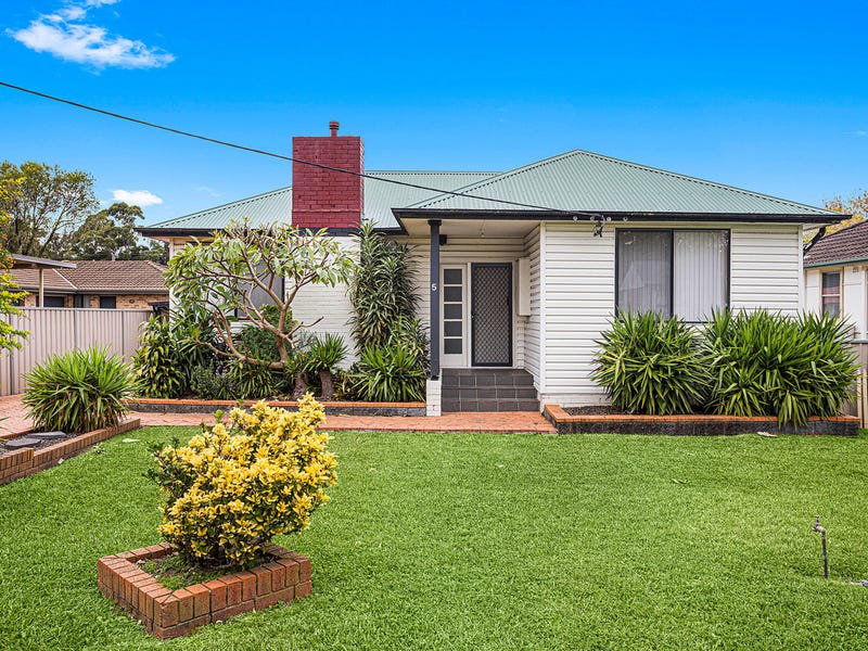 5 Massey Street, Berkeley, NSW 2506 Property Details