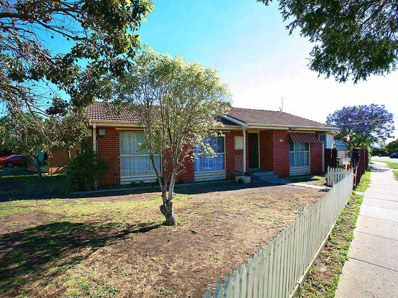 19 Childers Crescent, Coolaroo, Vic 3048 Property Details
