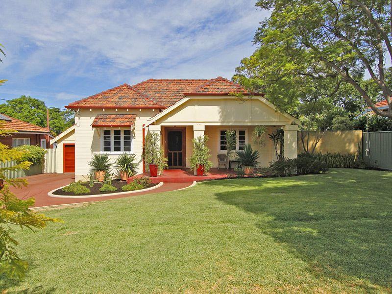 75 Murray Road, Bicton, WA 6157