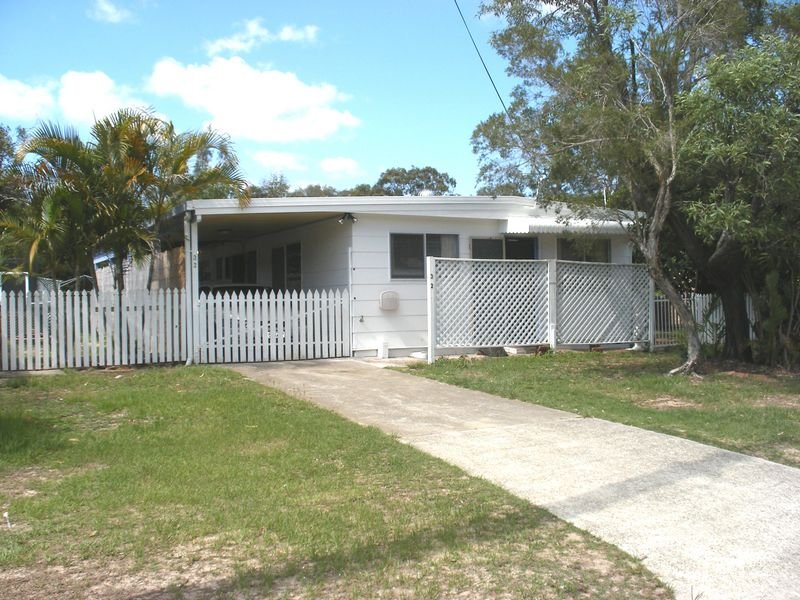 32 Dwyer Street, Beachmere, Qld 4510 Property Details