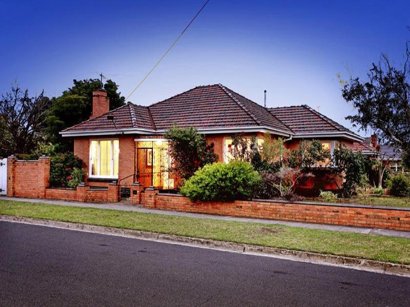 1 Marston Street, Bentleigh, Vic 3204 Property Details