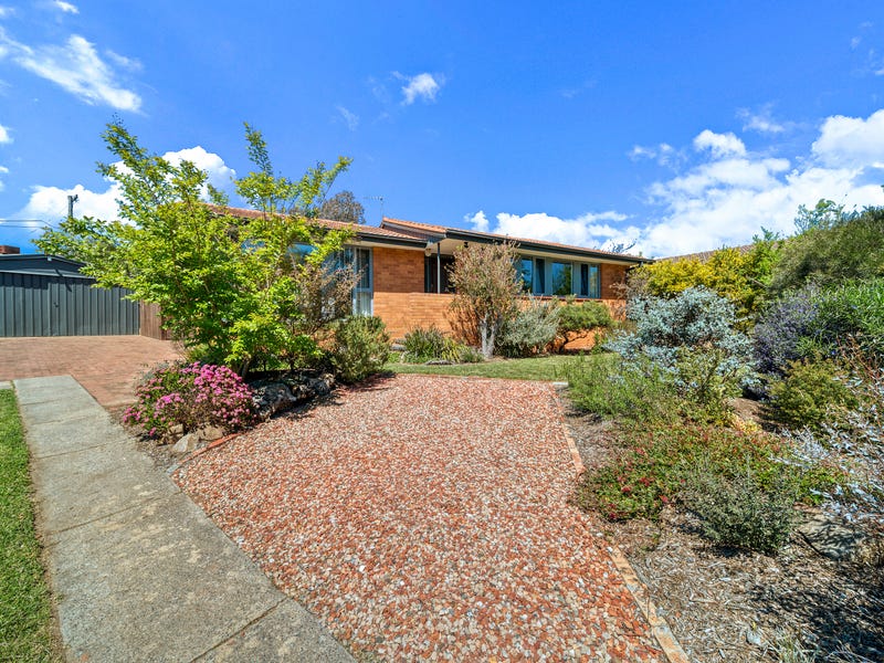 5 Cavill close, Holt, ACT 2615 Property Details