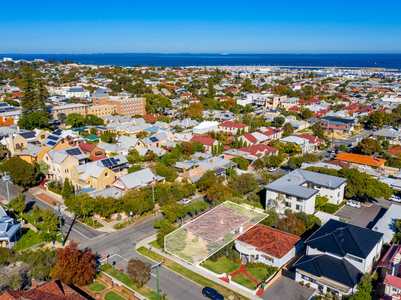 22 Stevens Street, Fremantle, WA 6160 Property Details