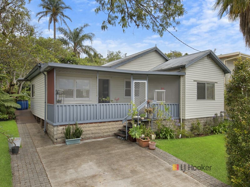 44 Scenic Drive, Budgewoi, NSW 2262 Property Details