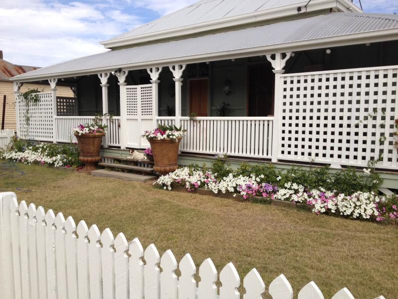 20 Mcdowall Street, Roma, Qld 4455 Property Details