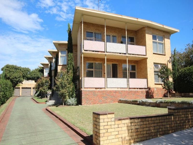 1/16 Clive Street, Brighton East, VIC 3187