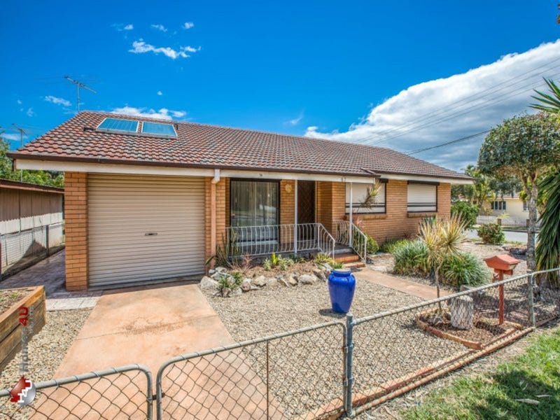 67 Ellen Street, Woody Point, QLD 4019