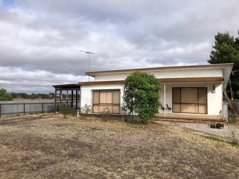 16 Main Street, Minyip, Vic 3392 Property Details