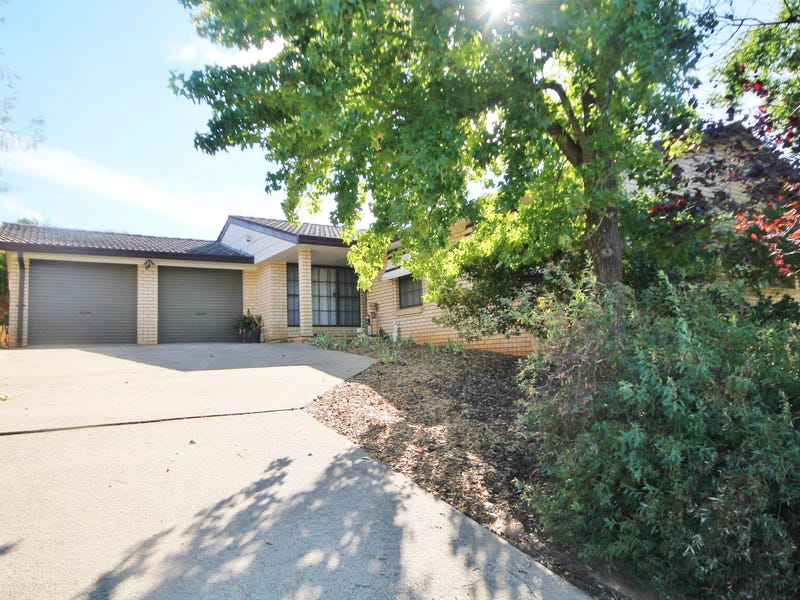 5 Hardy Avenue, Young, NSW 2594 Property Details