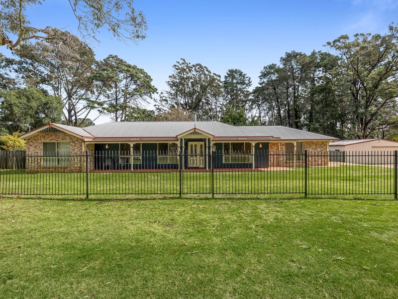 3 Bedroom Houses for Sale in Highfields, QLD 4352