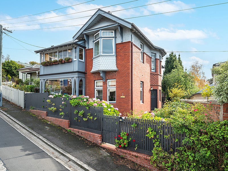 7 Elphinstone Road, North Hobart, TAS 7000