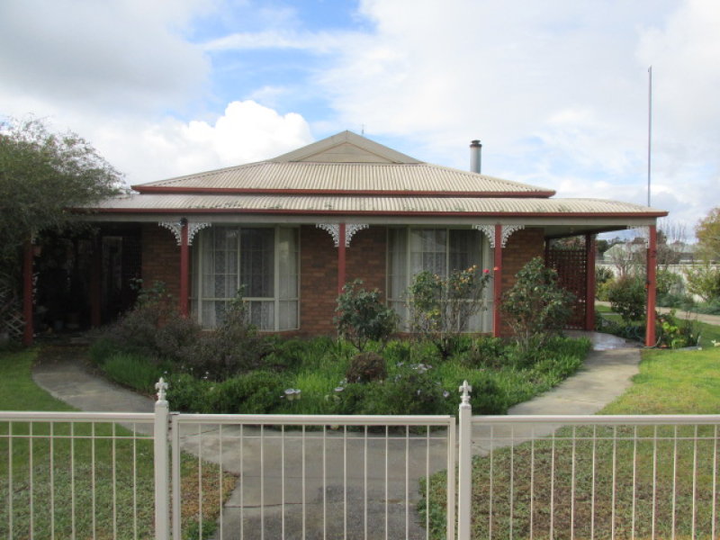 2 Hall Street, Cohuna, Vic 3568 Property Details