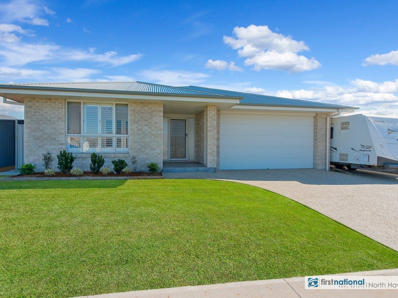 42 Summer Circuit, Lake Cathie, NSW 2445