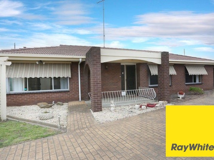 Houses for Sale in St Albans Park, VIC 3219