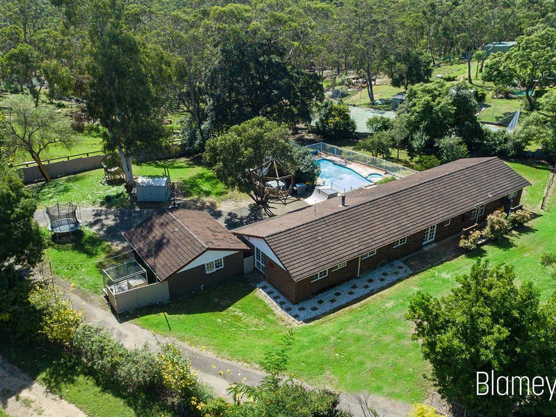 15 Lang Road, Kenthurst, NSW 2156 Property Details