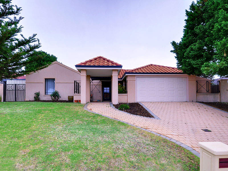 136 Cook Avenue, Hillarys, WA 6025 Property Details