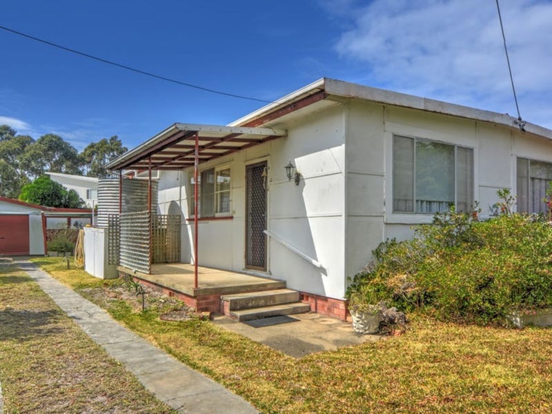 110 Watts Road, Callala Beach, NSW 2540