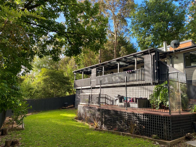 32 Ternes Road, Upwey, Vic 3158 House for Sale