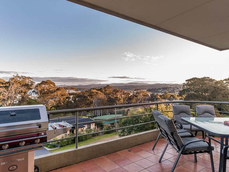 10 Lakeview Avenue, Merimbula, NSW 2548