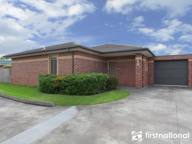 21/2125 Parkhill Drive, Berwick, Vic 3806 Property Details