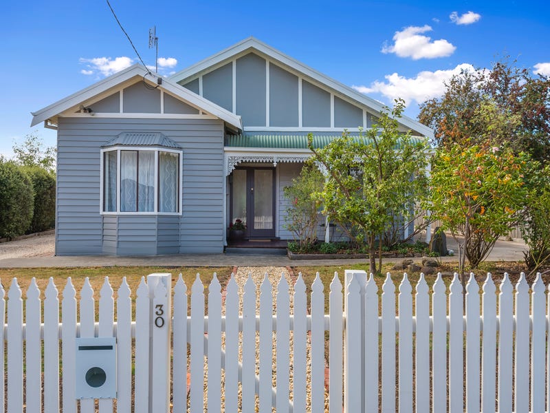 30 Victoria Street, VIC 3444