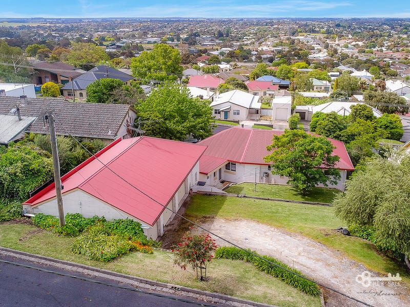 33 Lake Terrace West, Mount Gambier, SA 5290 House for Sale