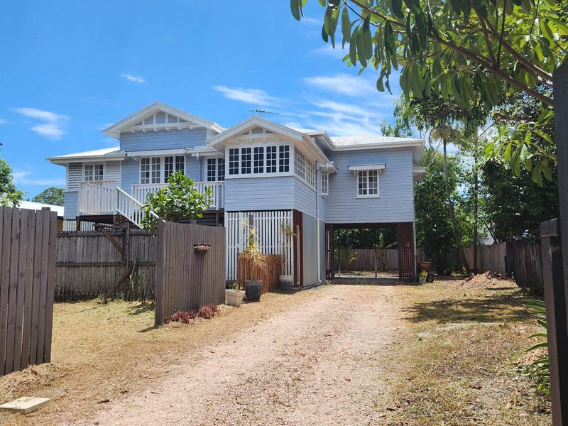 72 Holland Street, Wongaling Beach, QLD 4852