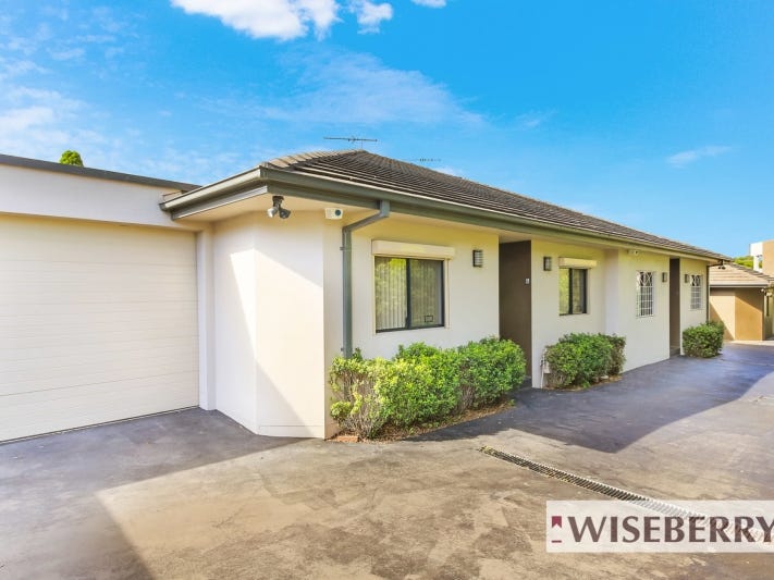 4/74 Napoleon Road, Greenacre, NSW 2190 Property Details