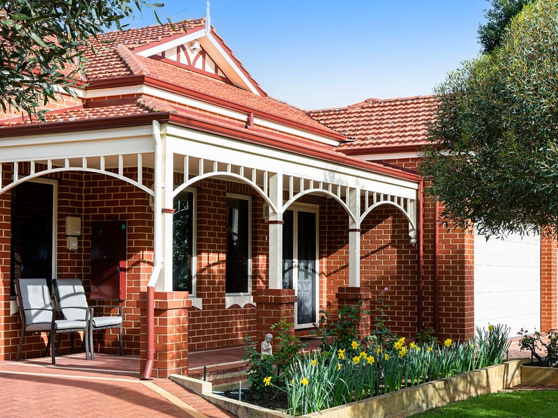 Real Estate & Property for Sale in The Strand, Point Cook, VIC 3030 (+1