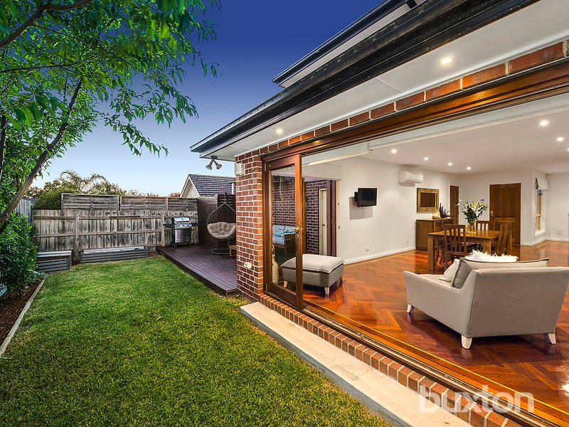 2/14 Gadd Street, Oakleigh, Vic 3166 Property Details