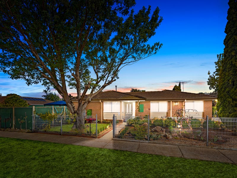 Houses for Sale in Werribee, VIC 3030