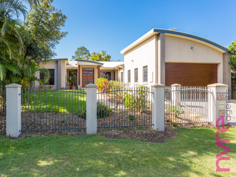 74 Bayside Drive, Beachmere, QLD 4510