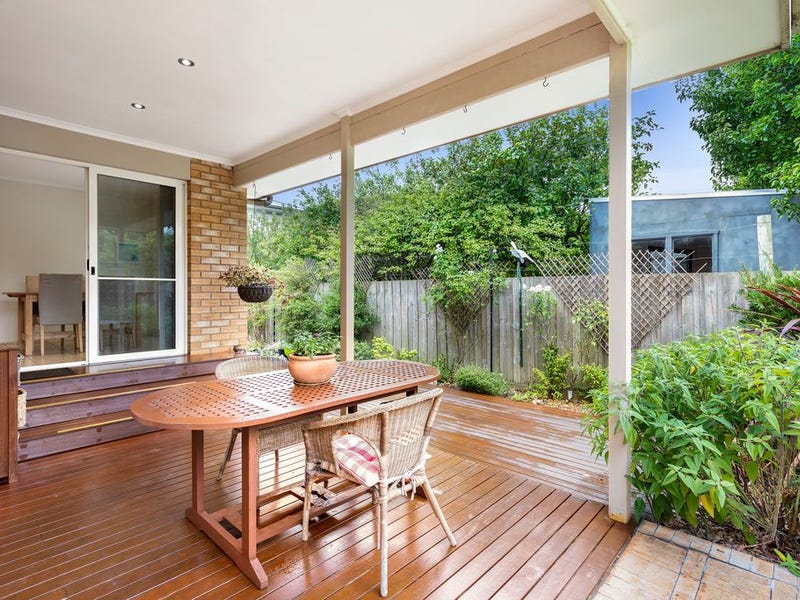 2/7 Hillcrest Drive, Point Lonsdale, Vic 3225 House for Sale