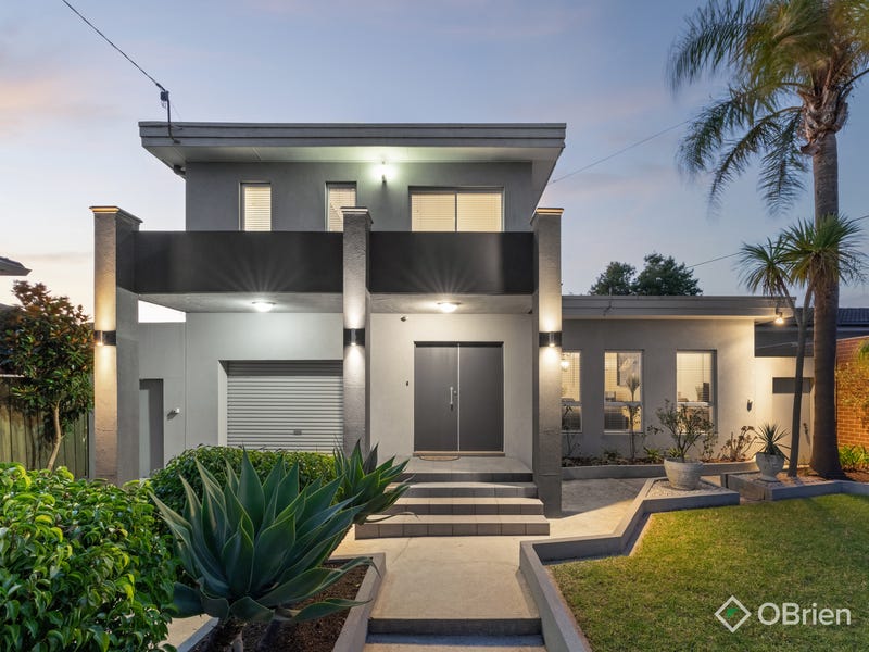 Houses for Sale in Dingley Village, VIC 3172