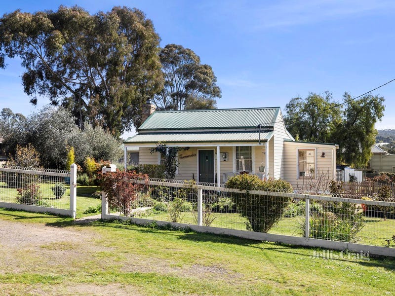 10 Adair Street, Maldon, Vic 3463 House for Sale