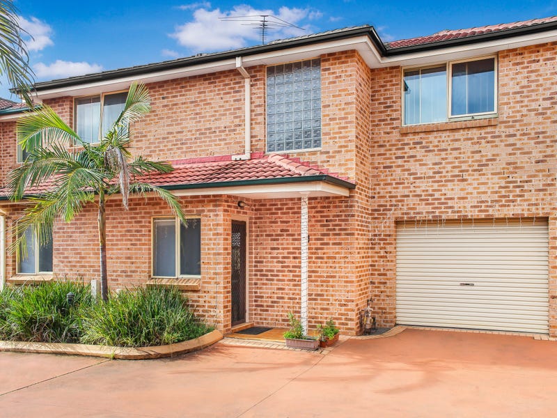 4/180 Newbridge Road, Moorebank, NSW 2170 Property Details