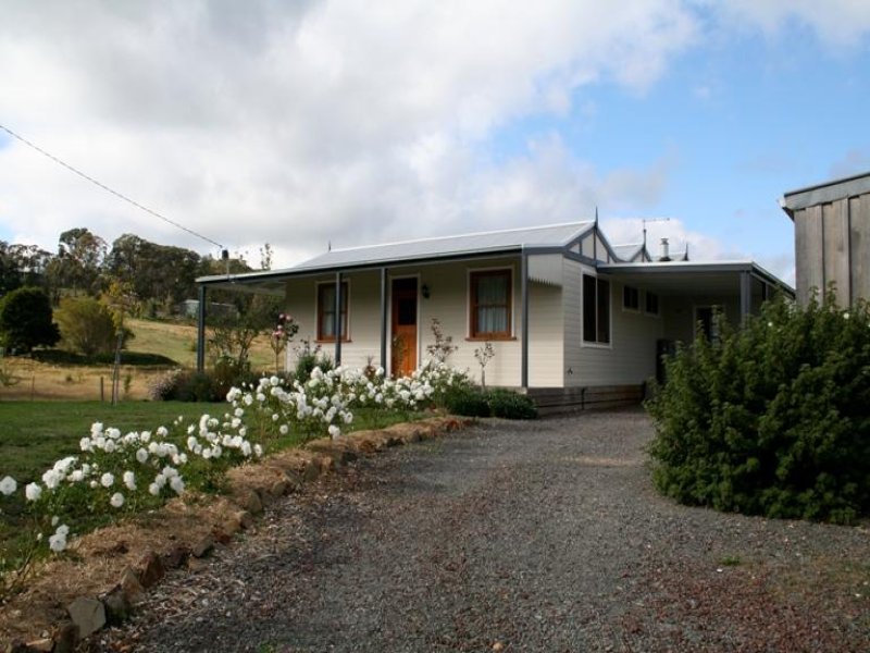 14 Old Main Road, Daylesford, Vic 3460 Property Details