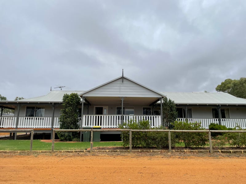 58 Alawoona Circle Bullsbrook Wa 6084