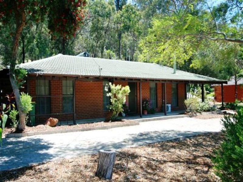 91 Spring Road, Kalamunda, WA 6076 - Property Details
