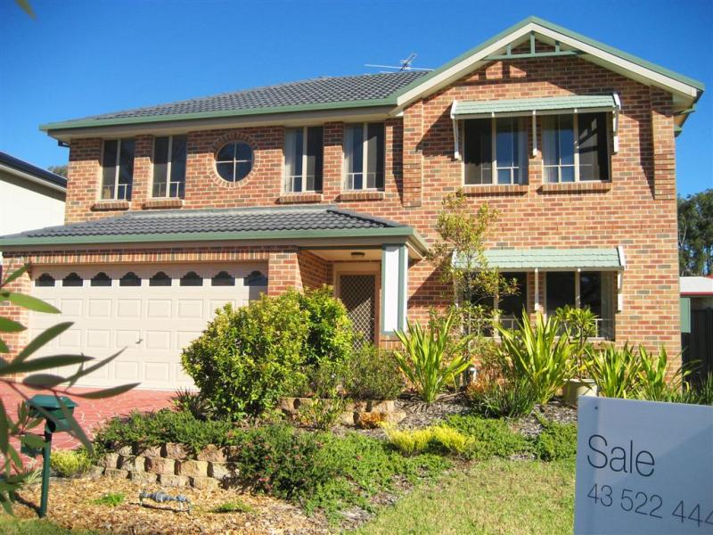 327 Clydesdale Street, Wadalba, NSW 2259 Property Details