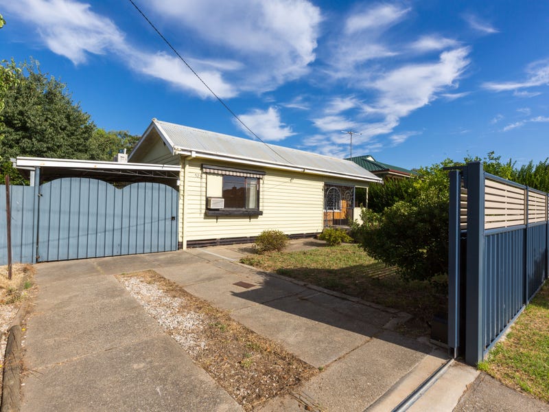 523 b Street, Lavington, NSW 2641 Property Details