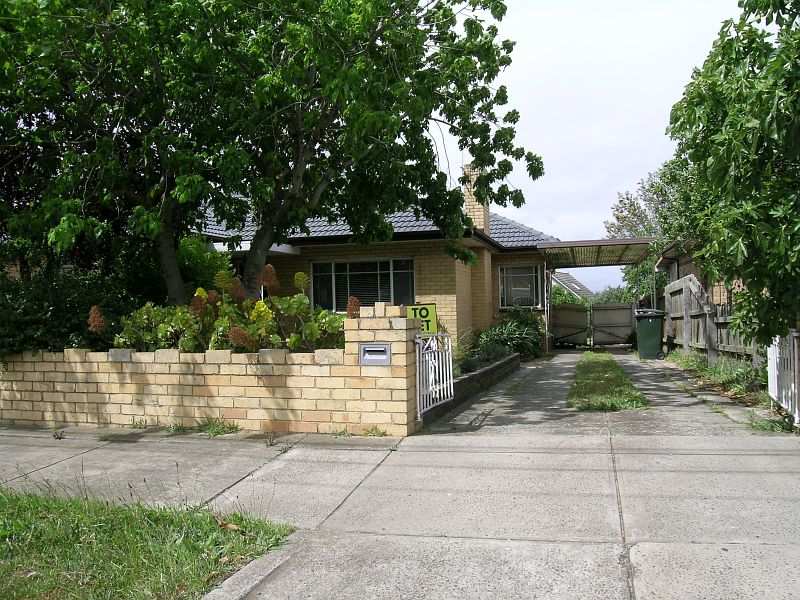 6 Military Road, Avondale Heights, VIC 3034