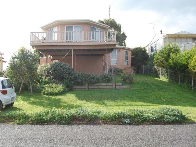 28 Spray Street, Cape Paterson, VIC 3995